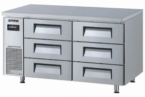 Охлаждающий стол модель Turbo Air KUR15-3D-6-700